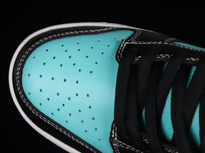 Nike Dunk Low Diamond Supply Co